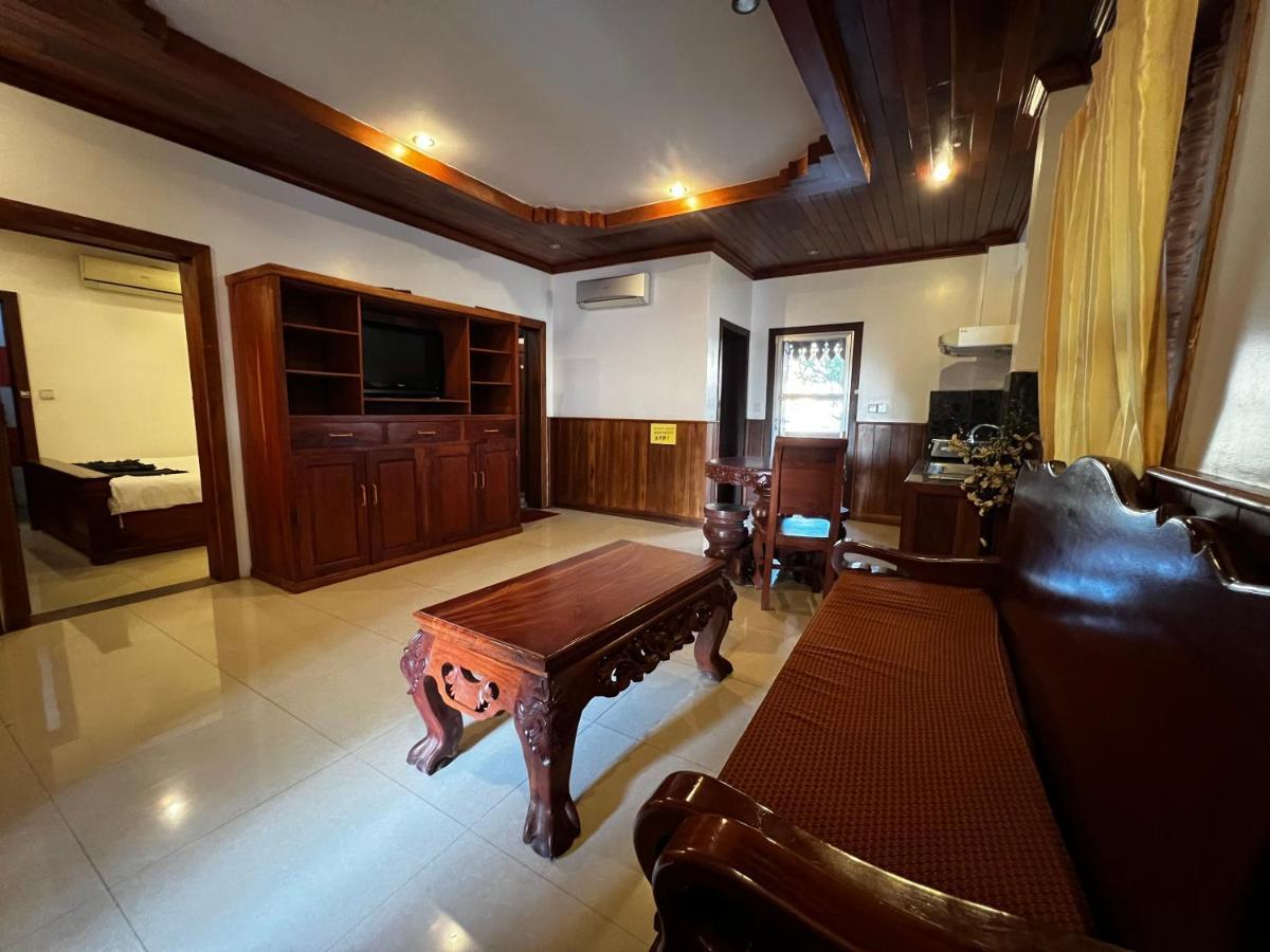 Shining Angkor Apartment Hotel Сіємреап Екстер'єр фото