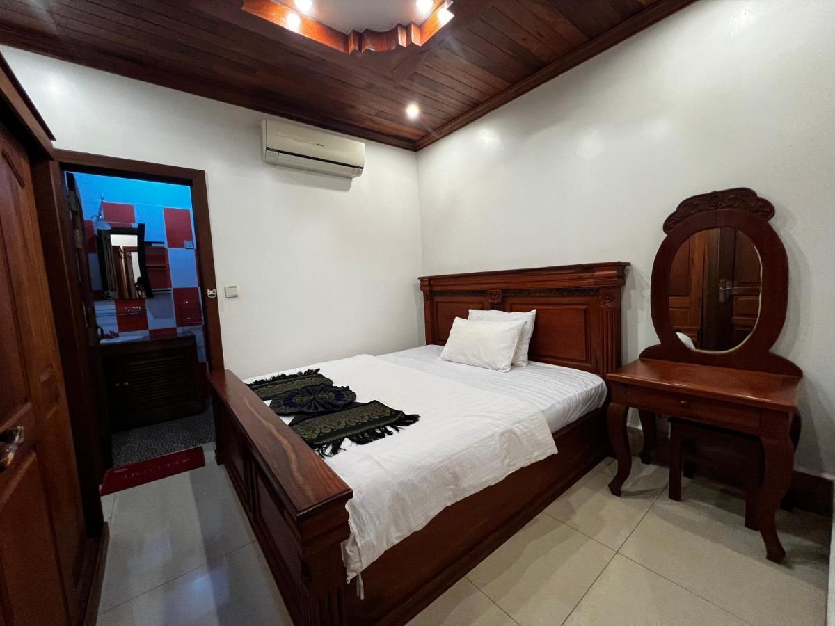 Shining Angkor Apartment Hotel Сіємреап Екстер'єр фото