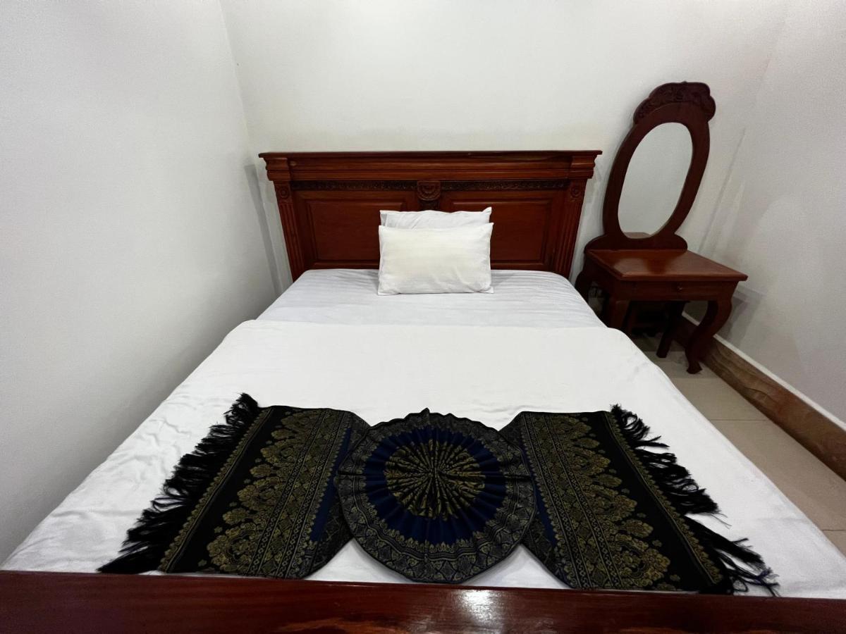 Shining Angkor Apartment Hotel Сіємреап Екстер'єр фото