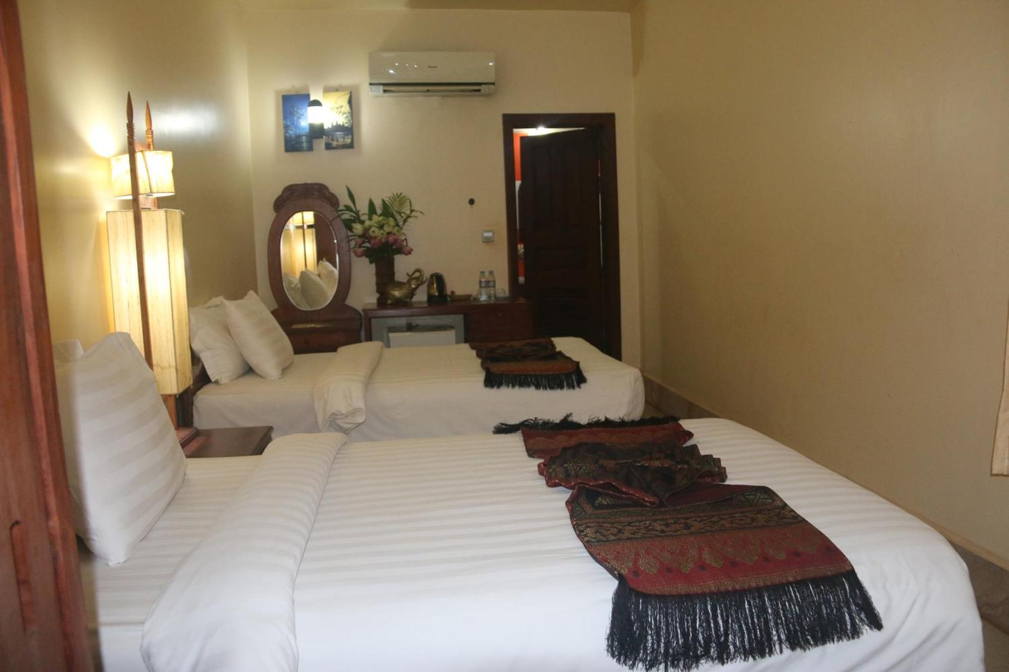 Shining Angkor Apartment Hotel Сіємреап Екстер'єр фото