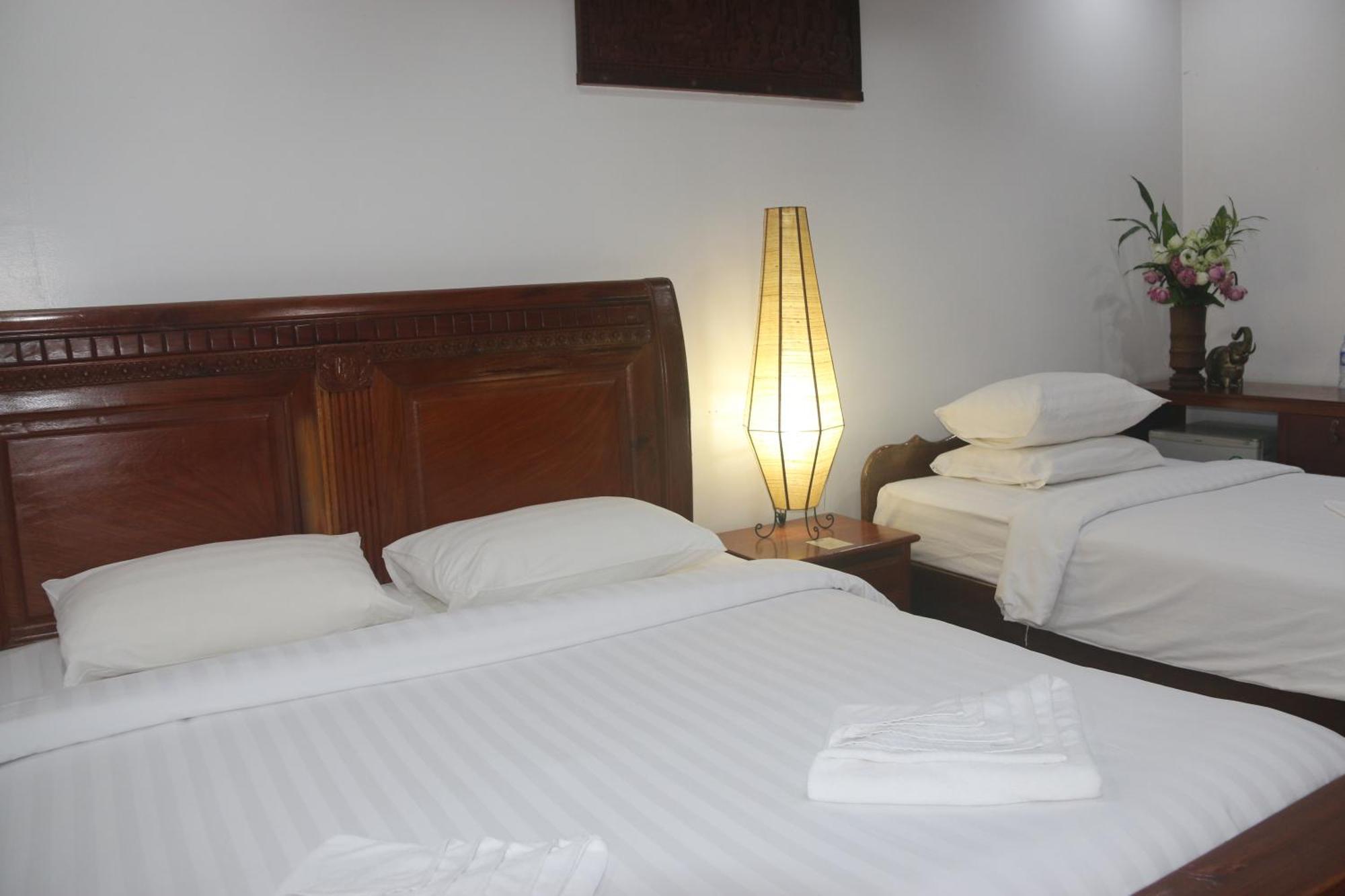 Shining Angkor Apartment Hotel Сіємреап Екстер'єр фото